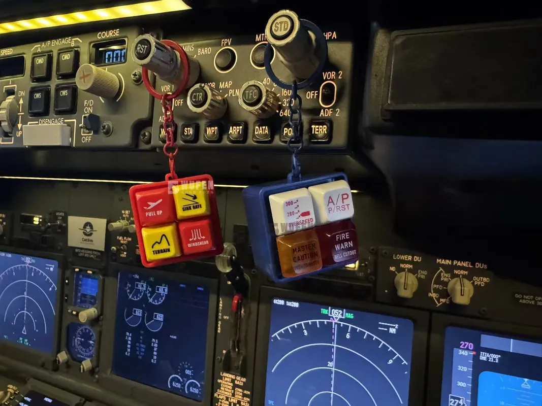 Tech Keychain Accessories - New Five Tech Boeing 737 Airbus